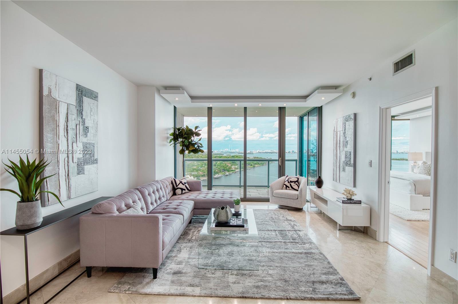 Lovely condo with city & ocean views. Sleep up to 6 people!, Miami – Preços  atualizados 2023