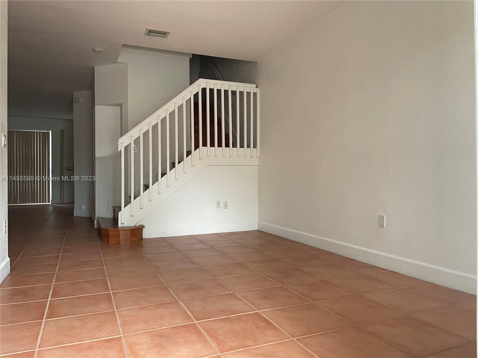 Photo 2 of 12611 SW 123rd Ter in Miami - MLS A11455599