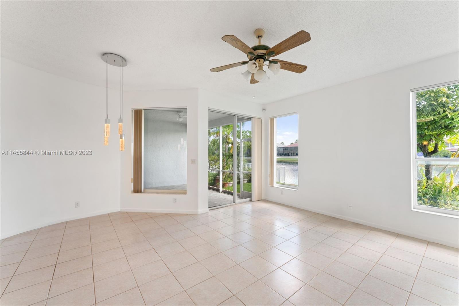Listing Photo 9