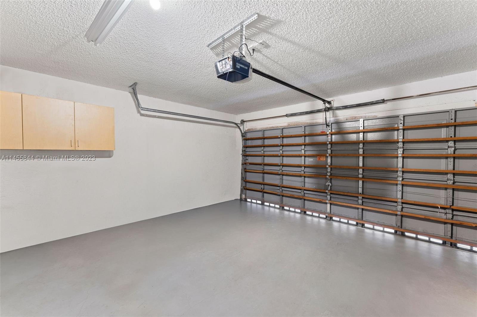 Listing Photo 23
