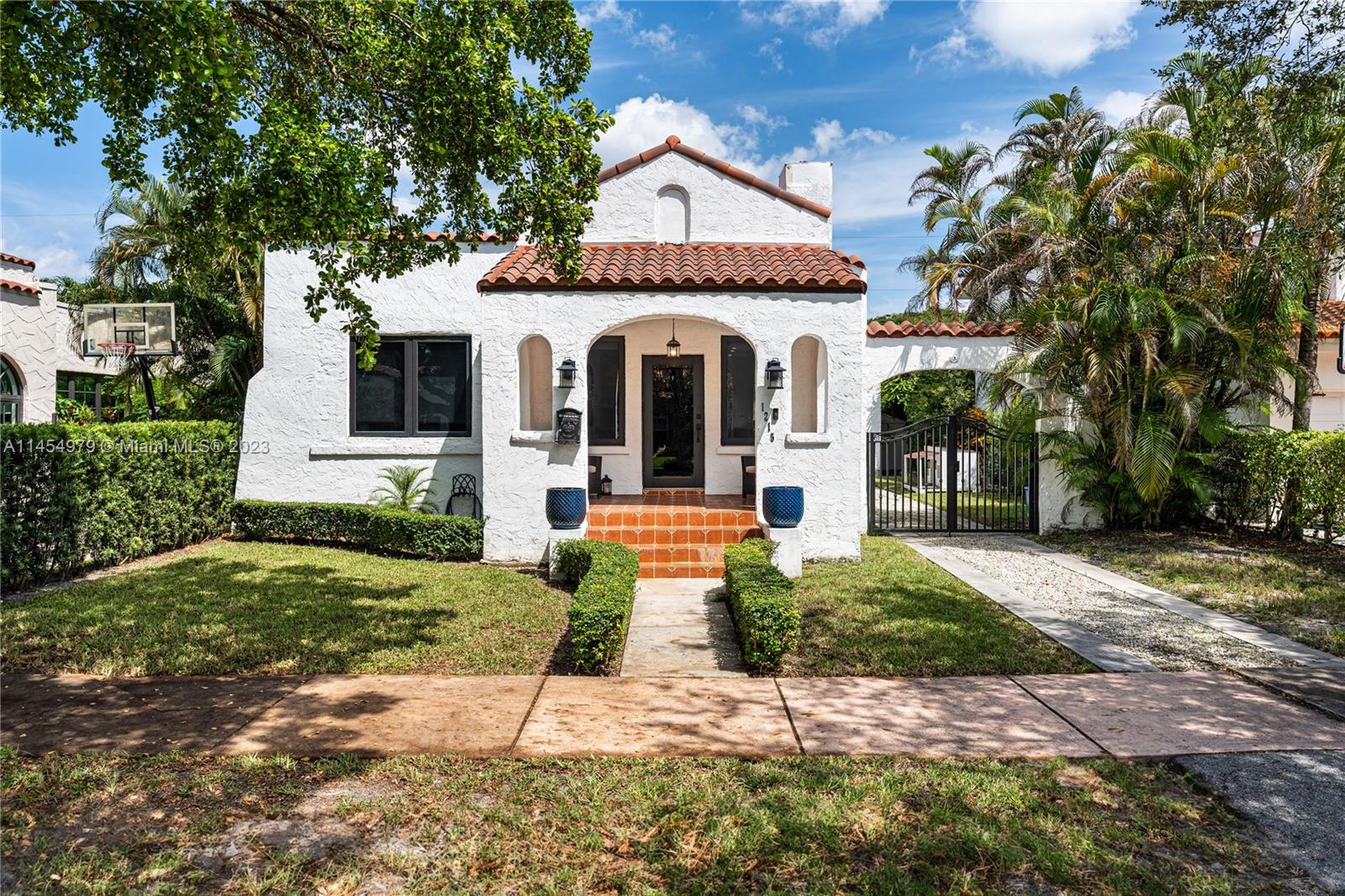 Nestled perfectly on one of the most picturesque tree-lined streets in Coral Gables. This virtually staged, gut renovated 1920's Spanish Bungalow is loaded with old school charm with all of today's modern finishes you love. Meticulously restored in 2020, this bungalow sits on a 5,000 S.F. lot and has 2Bd/2Ba with 1,374 S.F. under air. The restoration of this charming home included a new roof, new septic tank, new high impact windows and doors, all new kitchen cabinets w/ SS appliances, new bathrooms, and all new electric and pluming and more. Home has detached garage that has been converted to a gym. Enjoy all that Coral Gables "City Beautiful" has to offer, including world class dining and premier shopping or just immerse yourself in its historic charm. See Broker Remarks