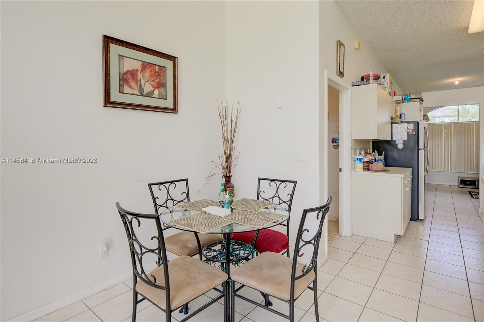 Listing Photo 16
