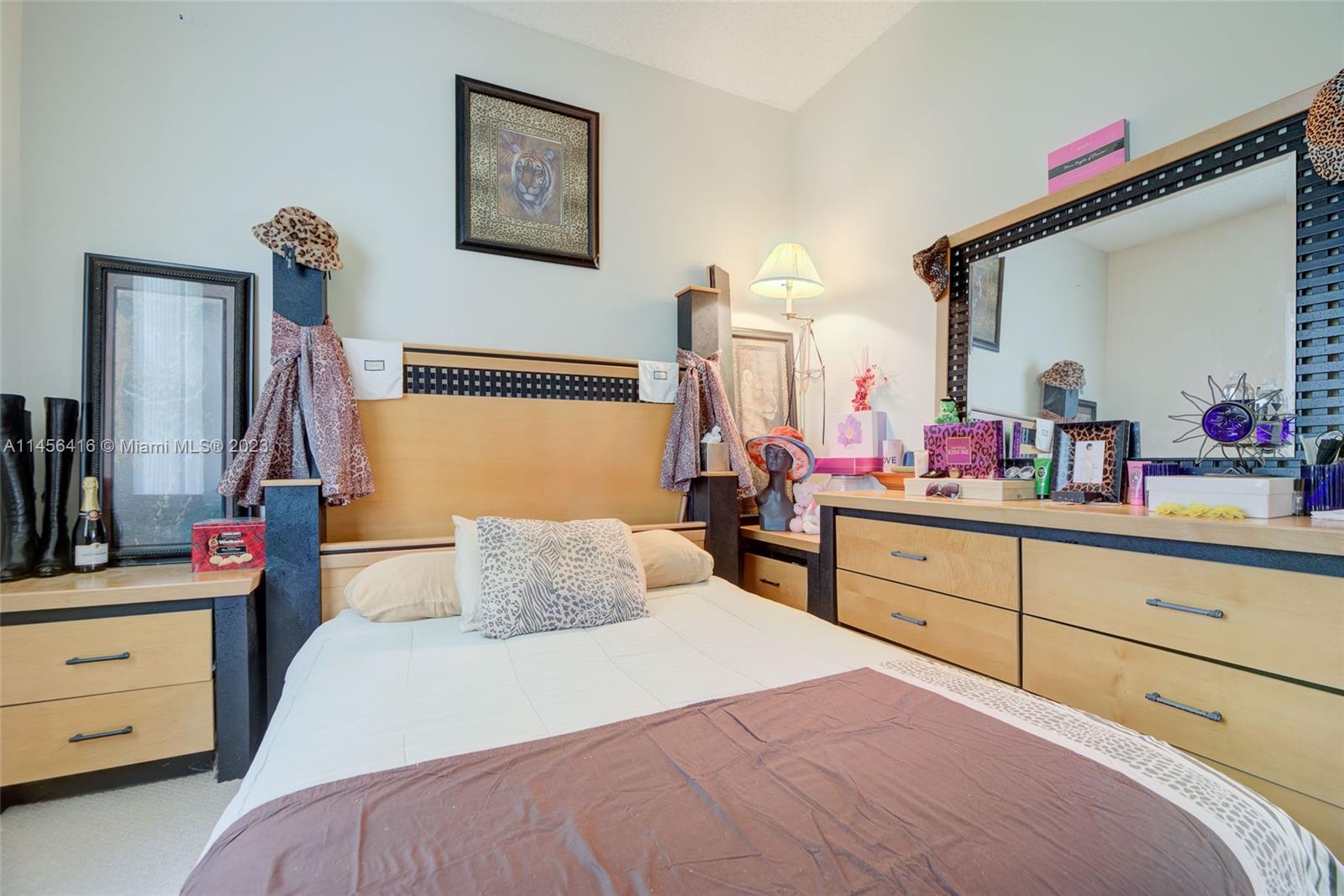 Listing Photo 25