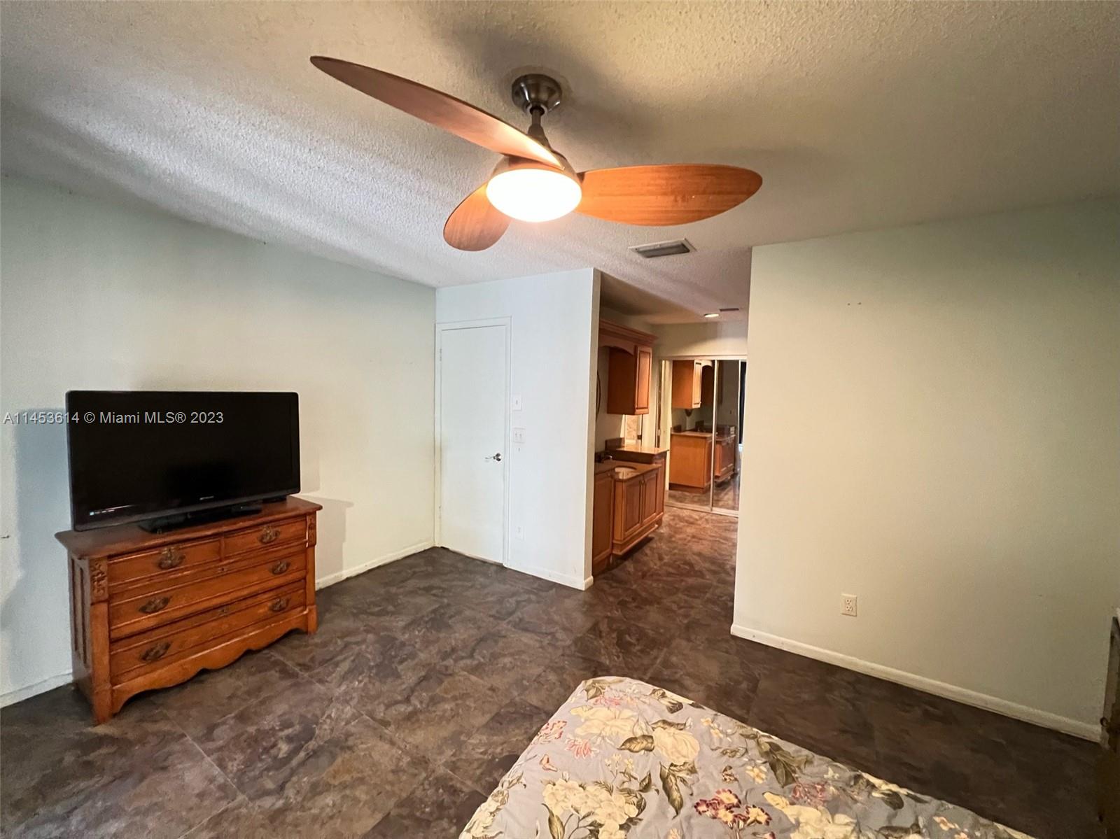 Listing Photo 13