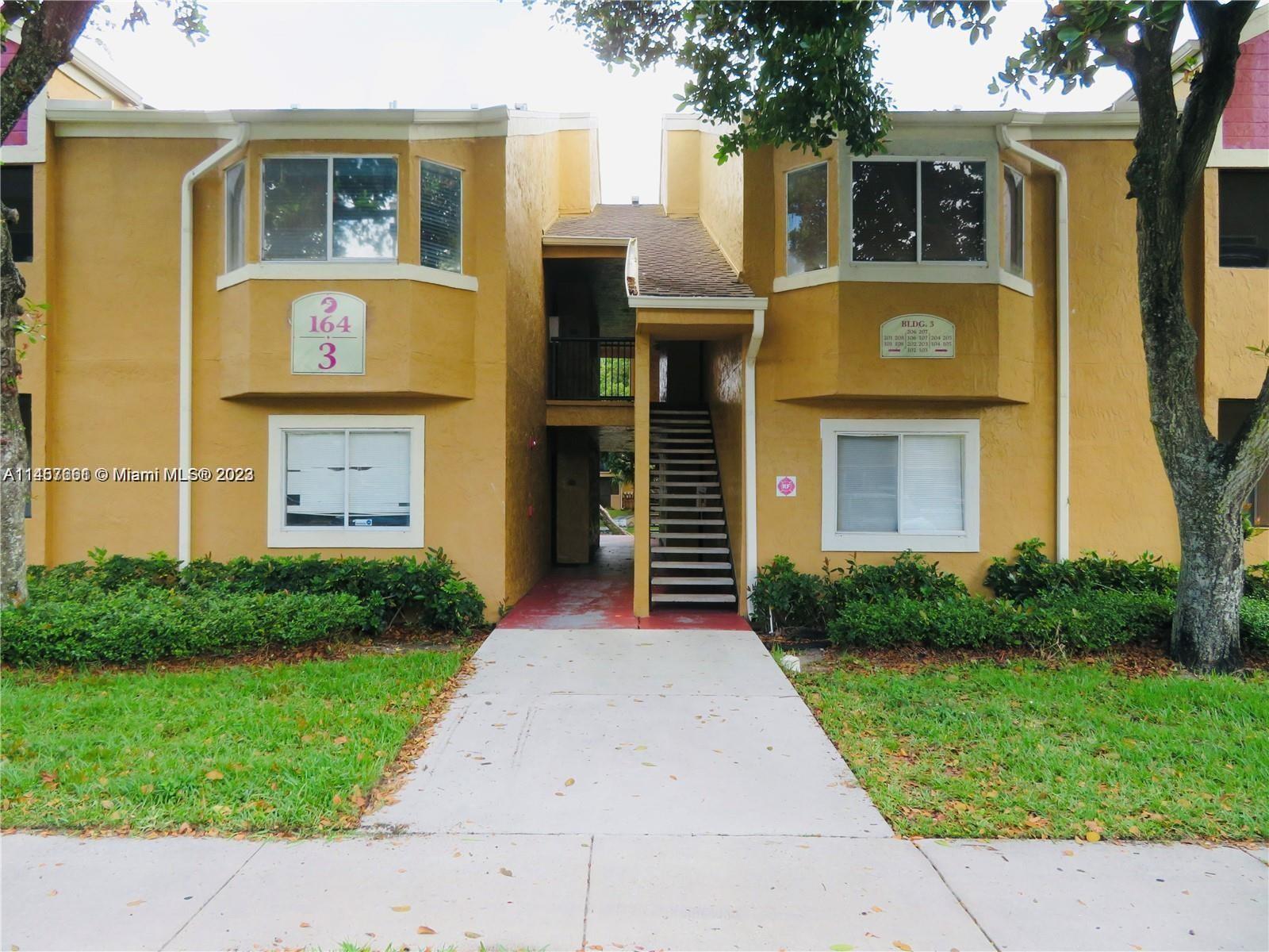 164 SW 83rd Way 205, Pembroke Pines, FL 33025