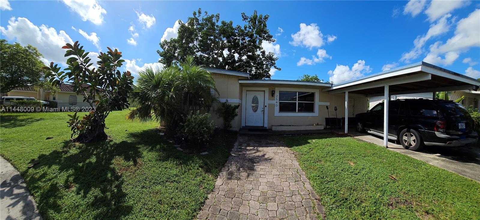 2540 NW 15th St, Fort Lauderdale, FL 33311