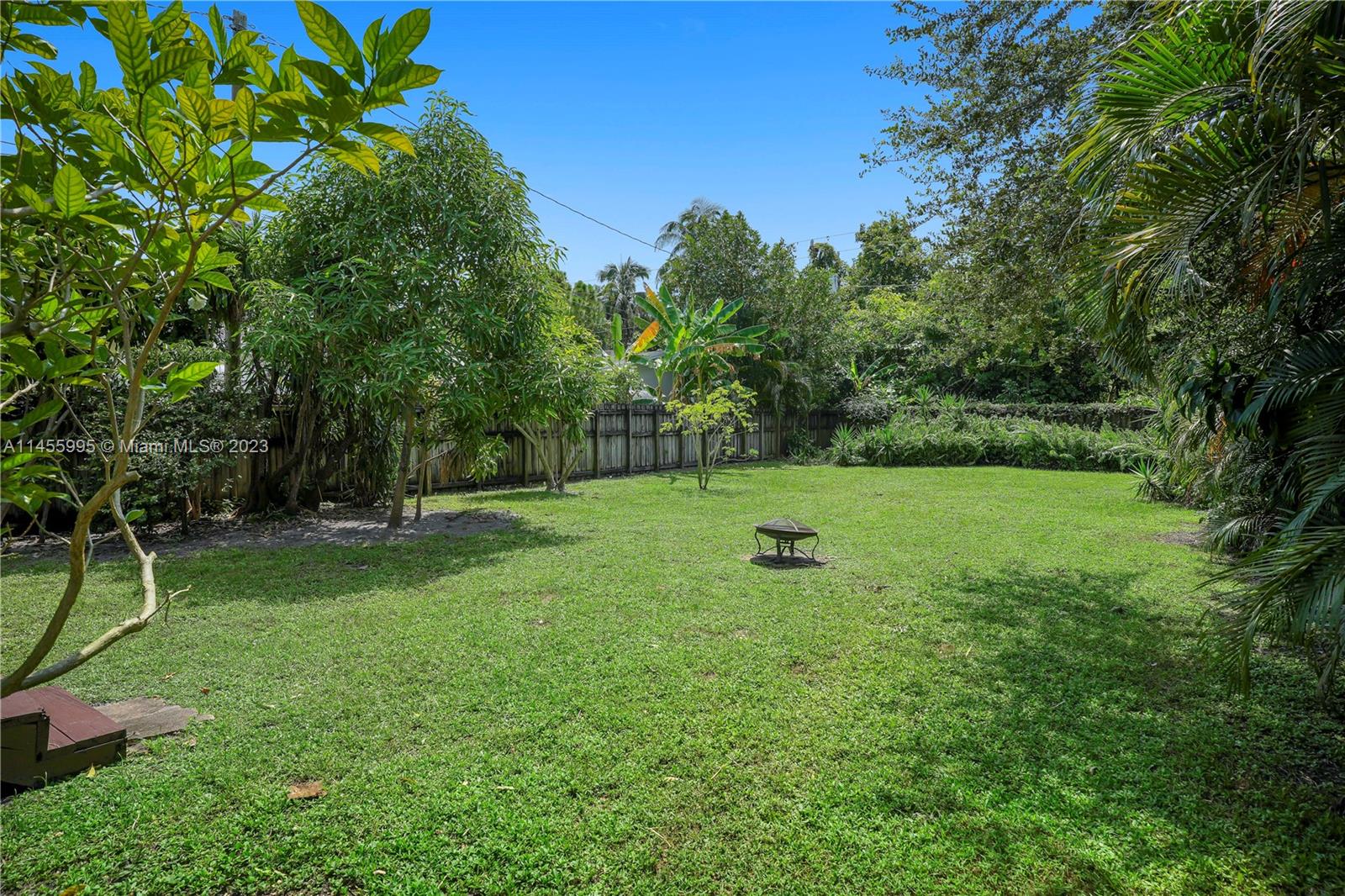 Listing Photo 19