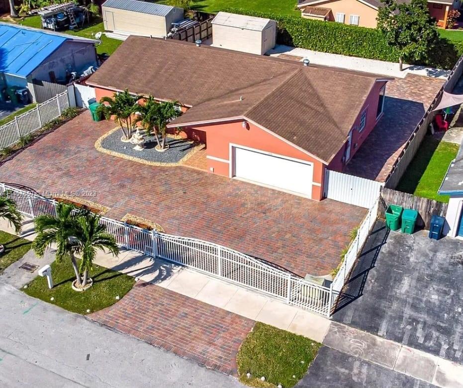 This amazing gem features four bedrooms two bath tile floors lots of park space and is gated. Plenty of space for a pool and boat. Best of all NO HOA! Call today east to show. Seller motivated, bring your offers.