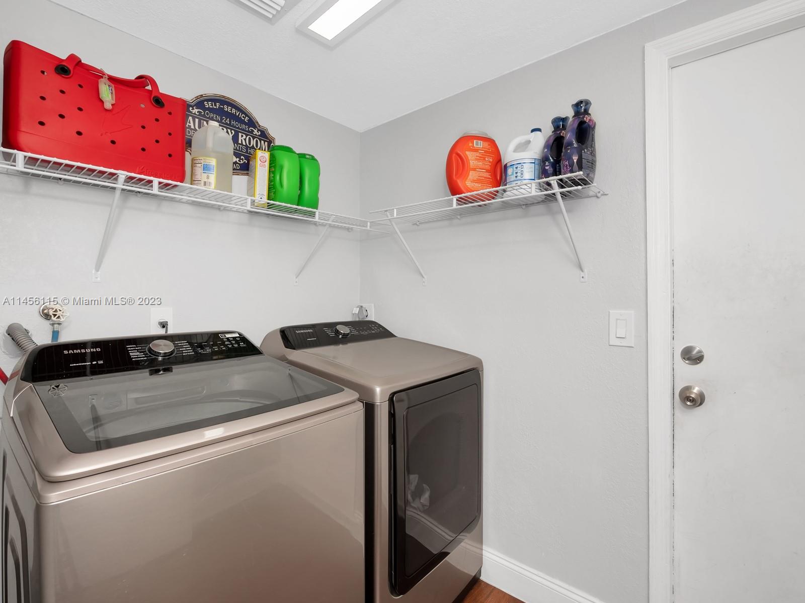 Listing Photo 14