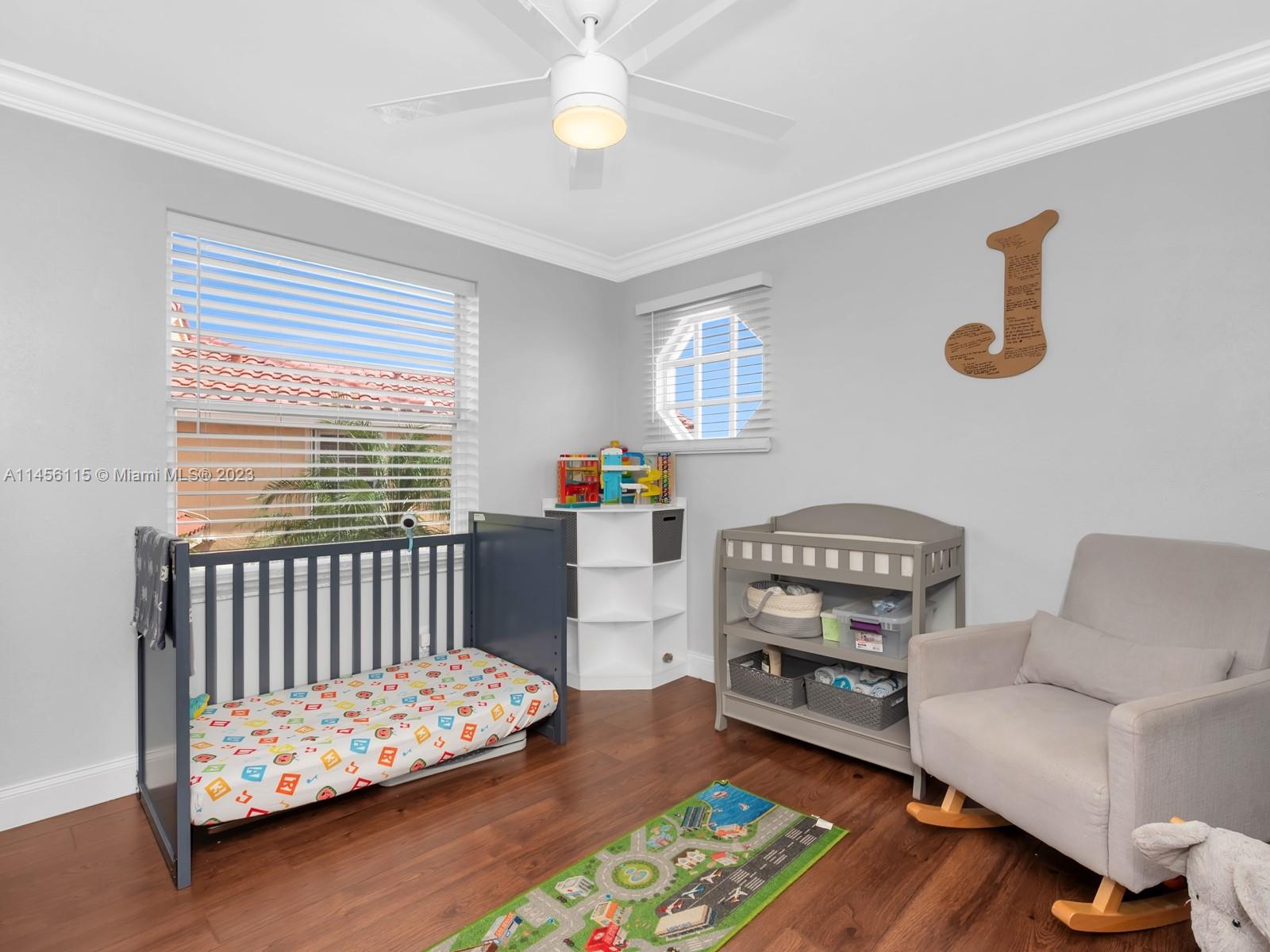 Listing Photo 17