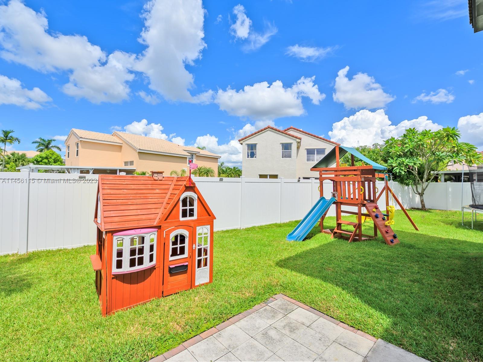 Listing Photo 23