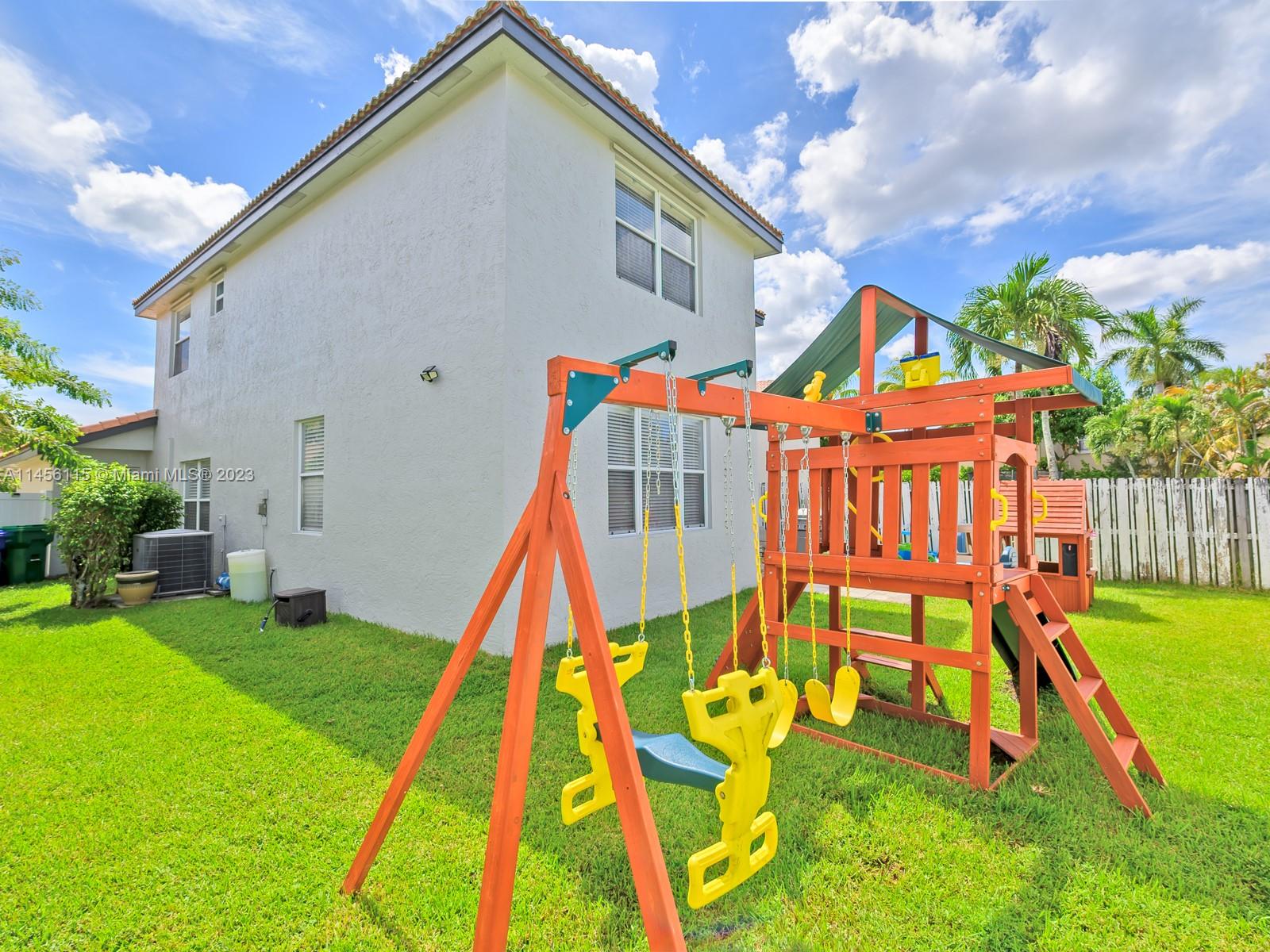 Listing Photo 24