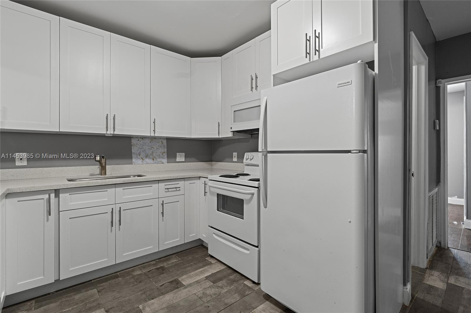Listing Photo 18