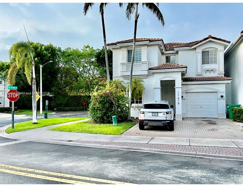 11615 NW 71st St, Doral, FL 33178