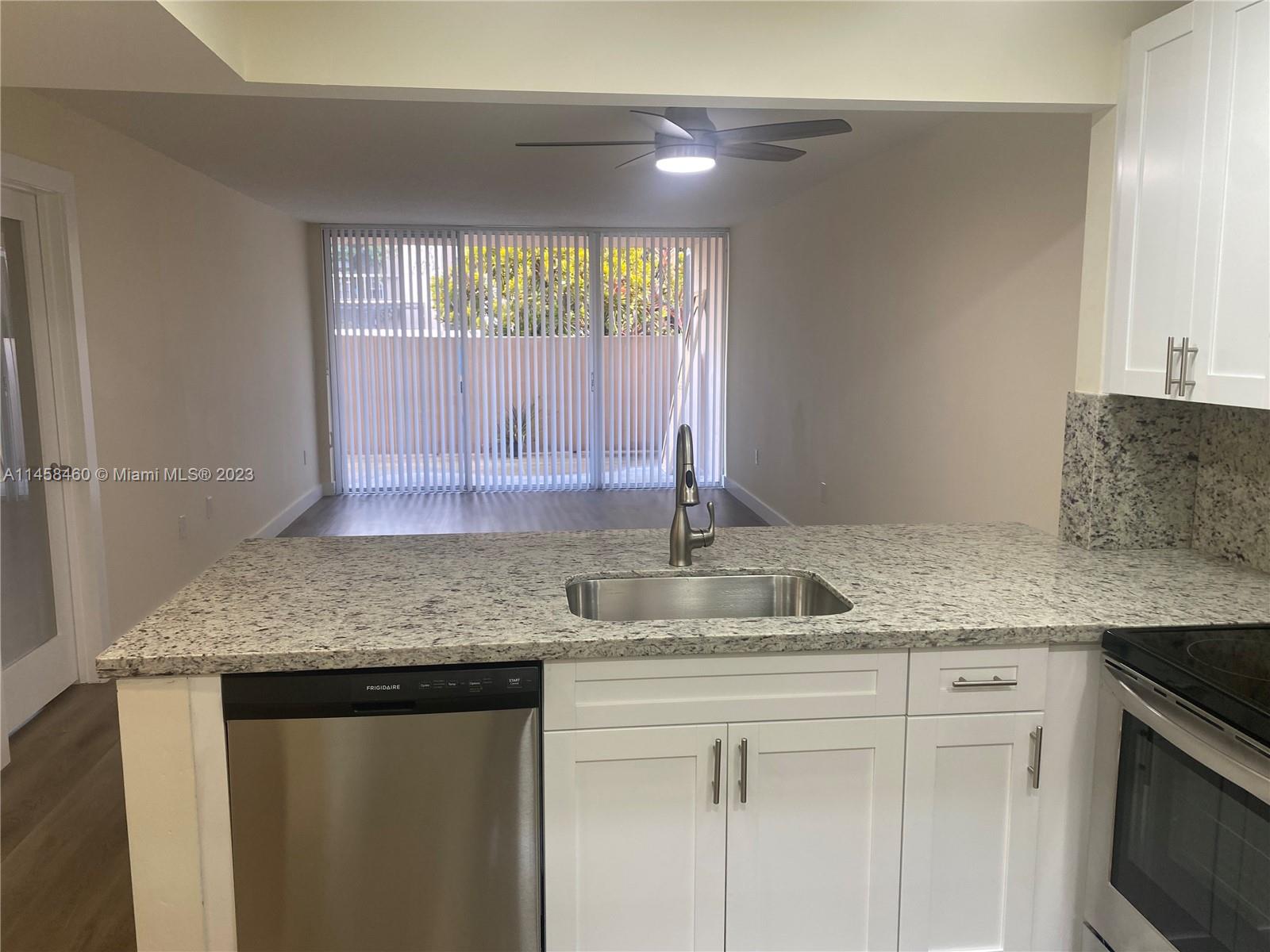 Completely renovated with no expense spared.  Enjoy all "Gardens" amenities, including swimming pool, tennis courts, clubhouse, security & more.  Landlord requires 1st month rent, 2 months security deposit & good credit.