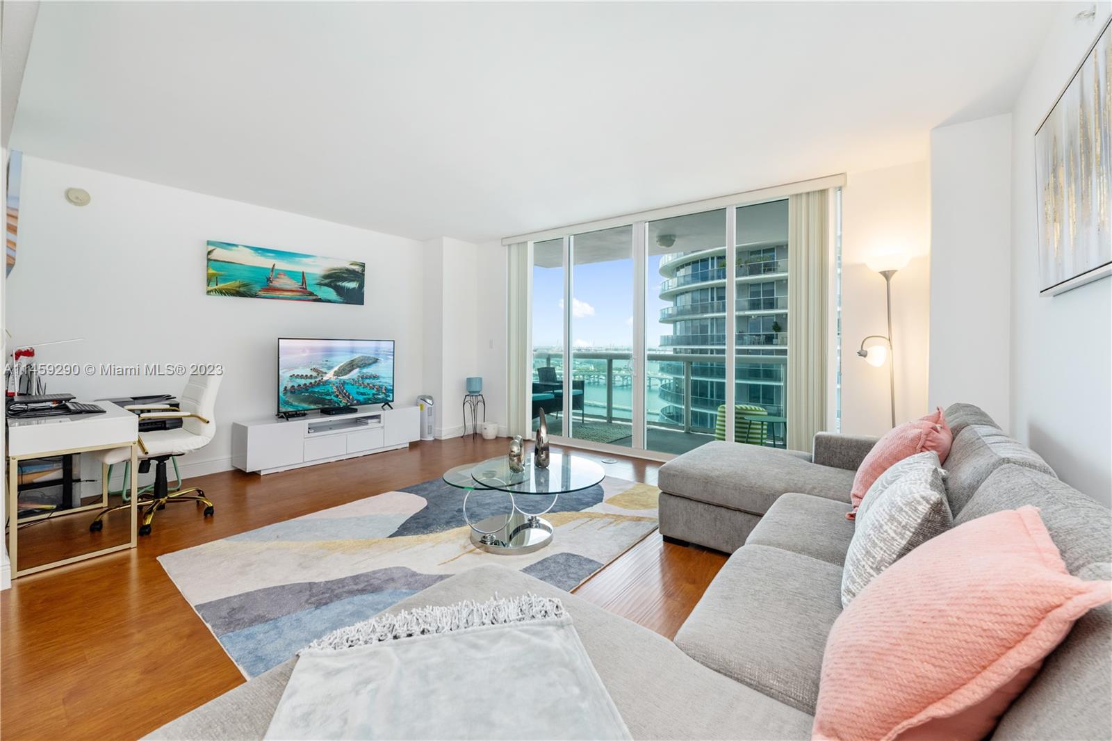 Step into the most spacious 1-bed, 1.5-bath condo, boasting 1095 SF of living area with 1 assigned parking space. Situated on the 30th floor of 1800 Club Condominium. Offers south-east views of the Biscayne Bay and is located in Edgewater, minutes away from Downtown Miami, South Beach, Midtown Shops, and the Design District. The area is surrounded by several gastronomic and entertainment options.  The building amenities include: sauna and steam rooms, heated swimming pool and 24-hour concierge, security, and valet parking services, plus additional bicycle storage. Right across the street you will find Margaret Pace Park featuring tennis and basketball courts, soccer fields, children's playgrounds, BBQ areas, and even a dog park for your furry friends.