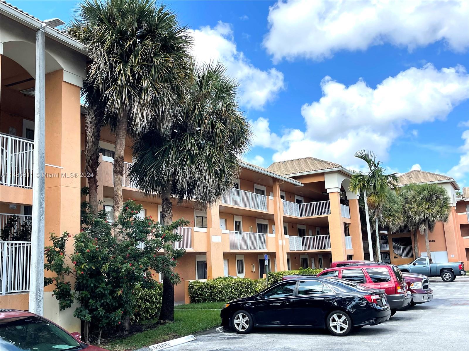 6900 SW 39th St #206J For Sale A11460611, FL