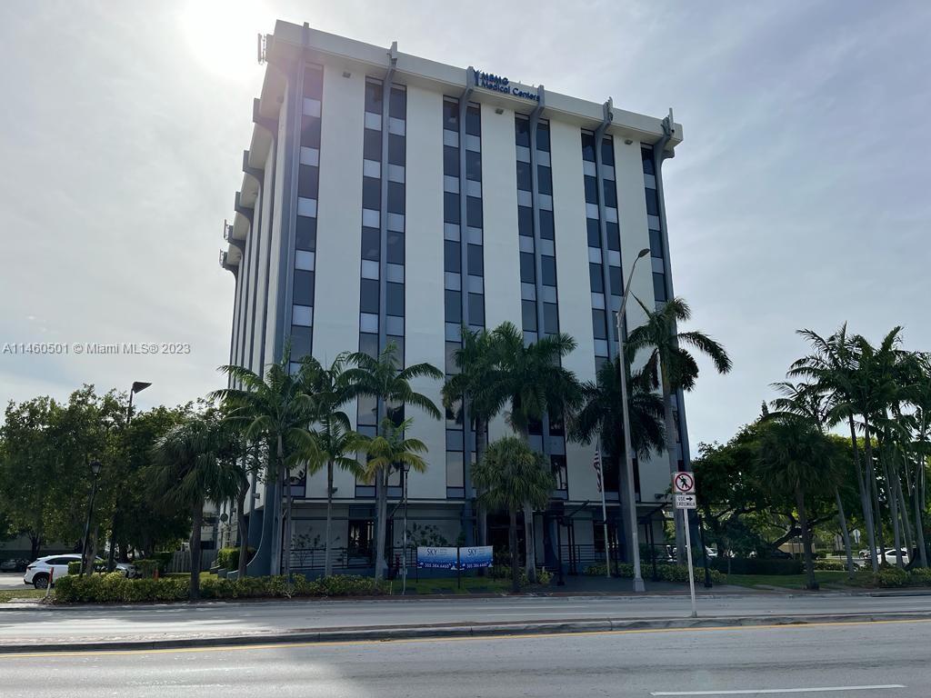 12550 Biscayne Blvd 212, North Miami, FL 33181