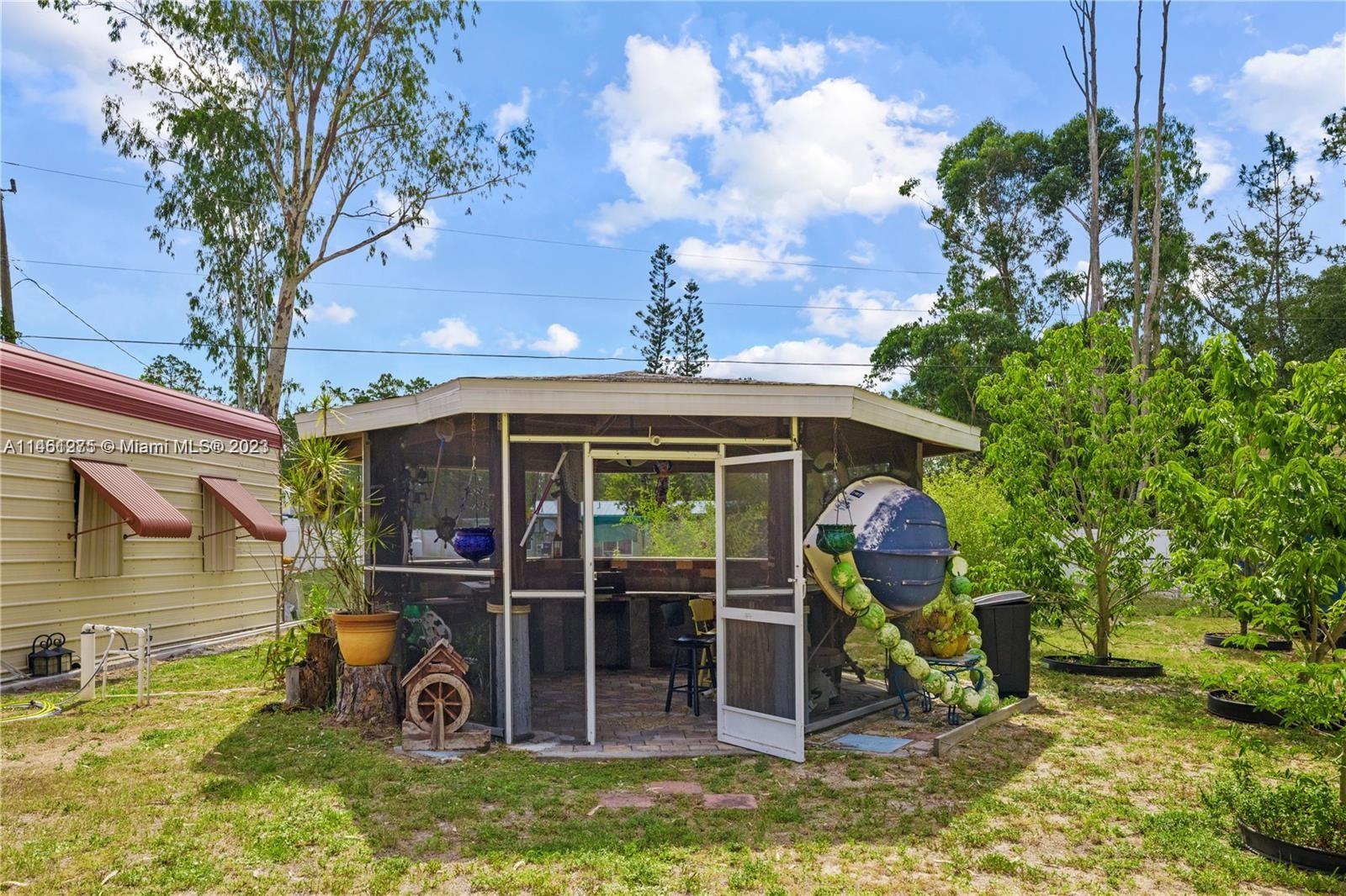Listing Photo 6