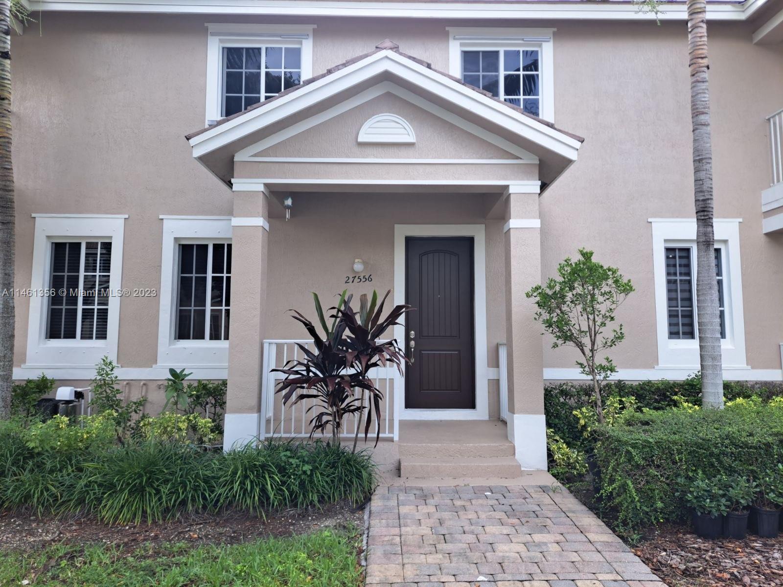READY TO MOVE IN… This property is located in a quiet neighborhood with a resort-style pool, clubhouse, fitness center, and playground. Conveniently located minutes from all major highways, restaurants, shopping centers, hospital, the Homestead Marina and Racetrack and much more! Rent includes Cable & Internet. WONT LAST!!