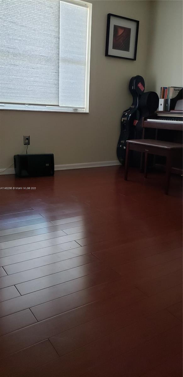 Listing Photo 15