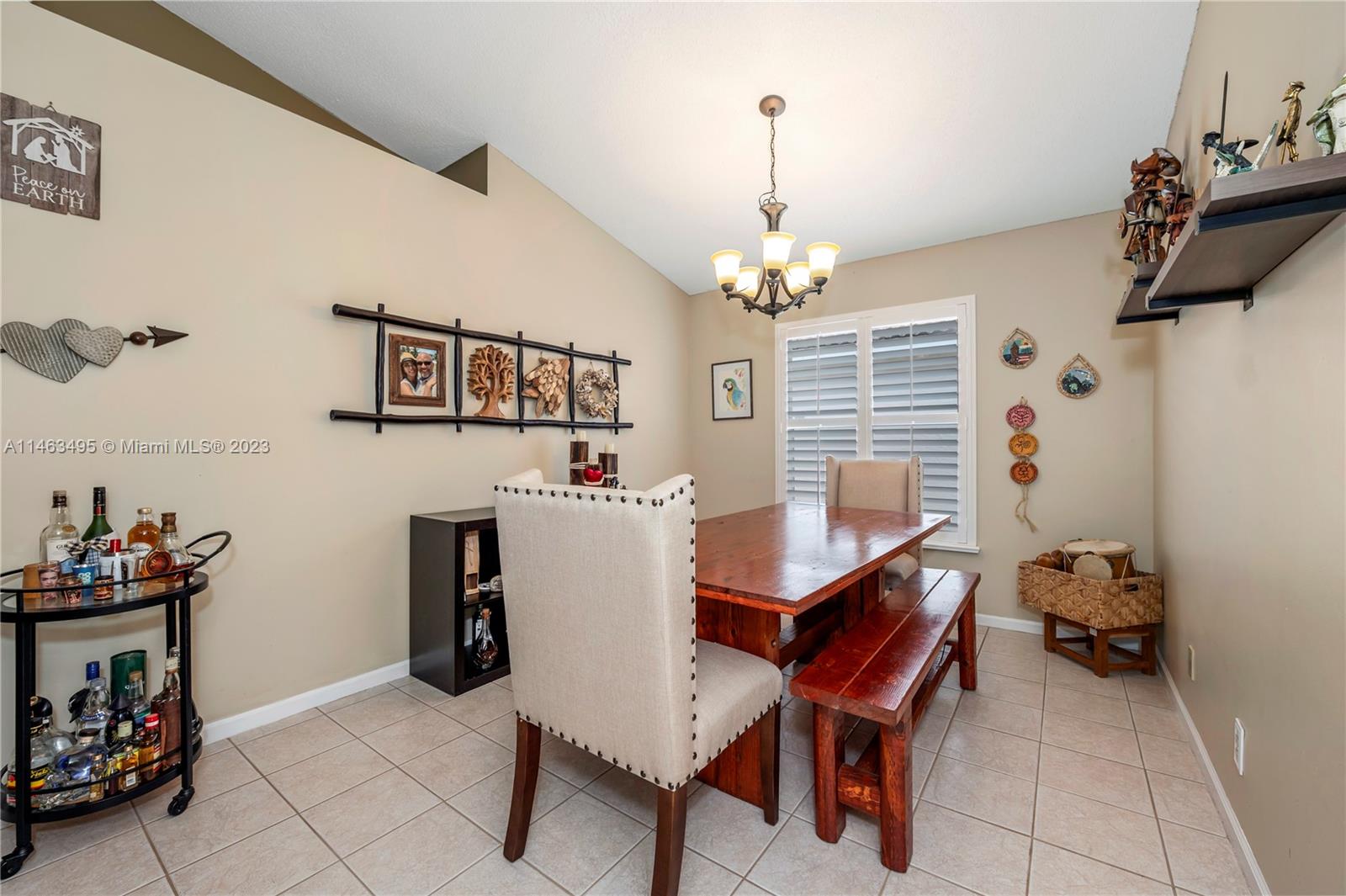 Listing Photo 10