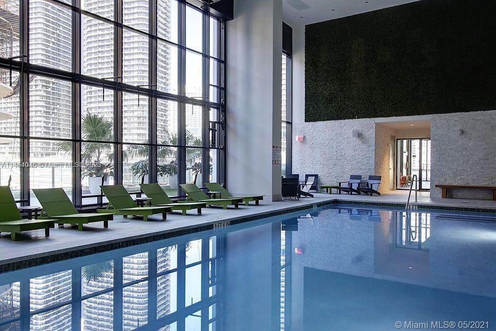 1010 Brickell Ave 3401