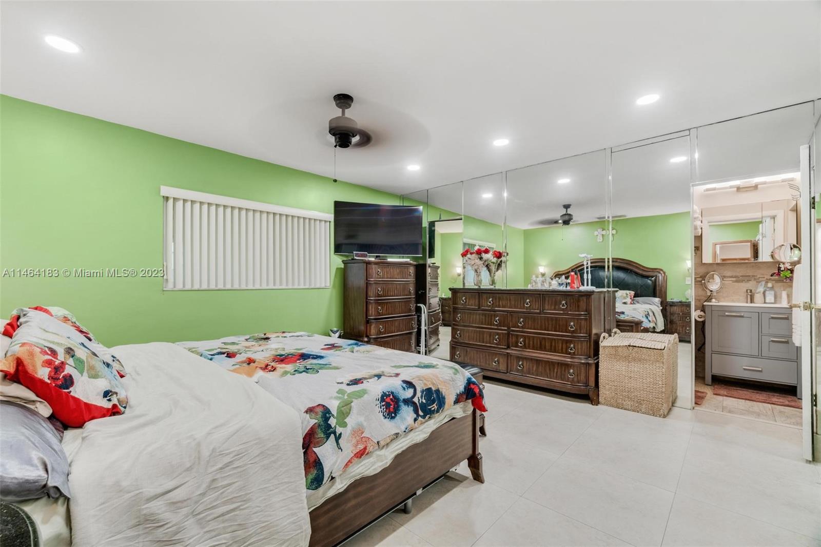 Listing Photo 20