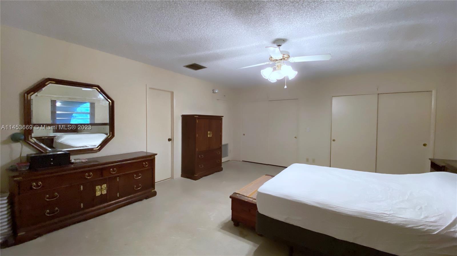 Listing Photo 41