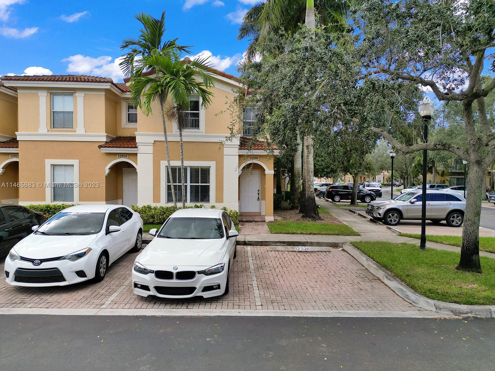 12926 SW 30th St 139, Miramar, Florida 33027, 3 Bedrooms Bedrooms, ,2 BathroomsBathrooms,Residentiallease,For Rent,12926 SW 30th St 139,A11465683