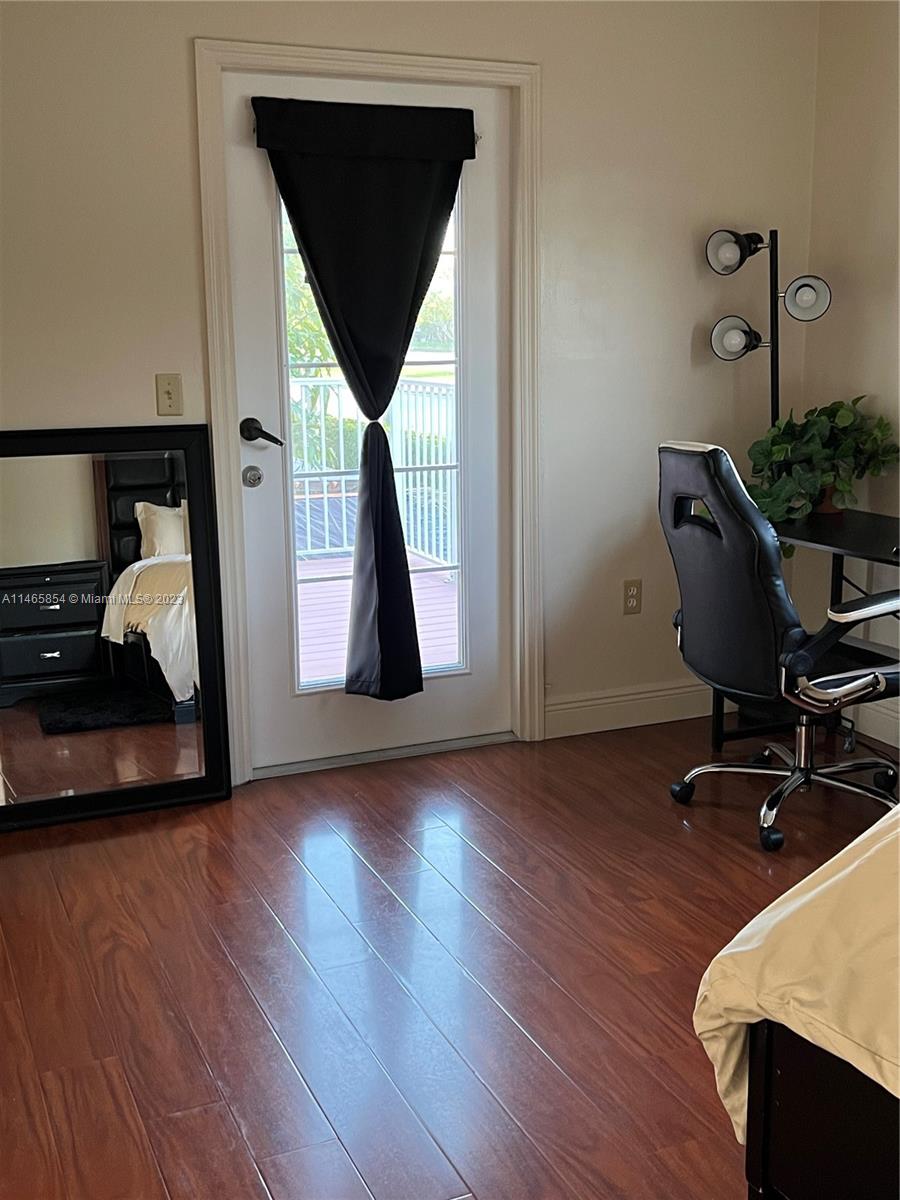 Listing Photo 22