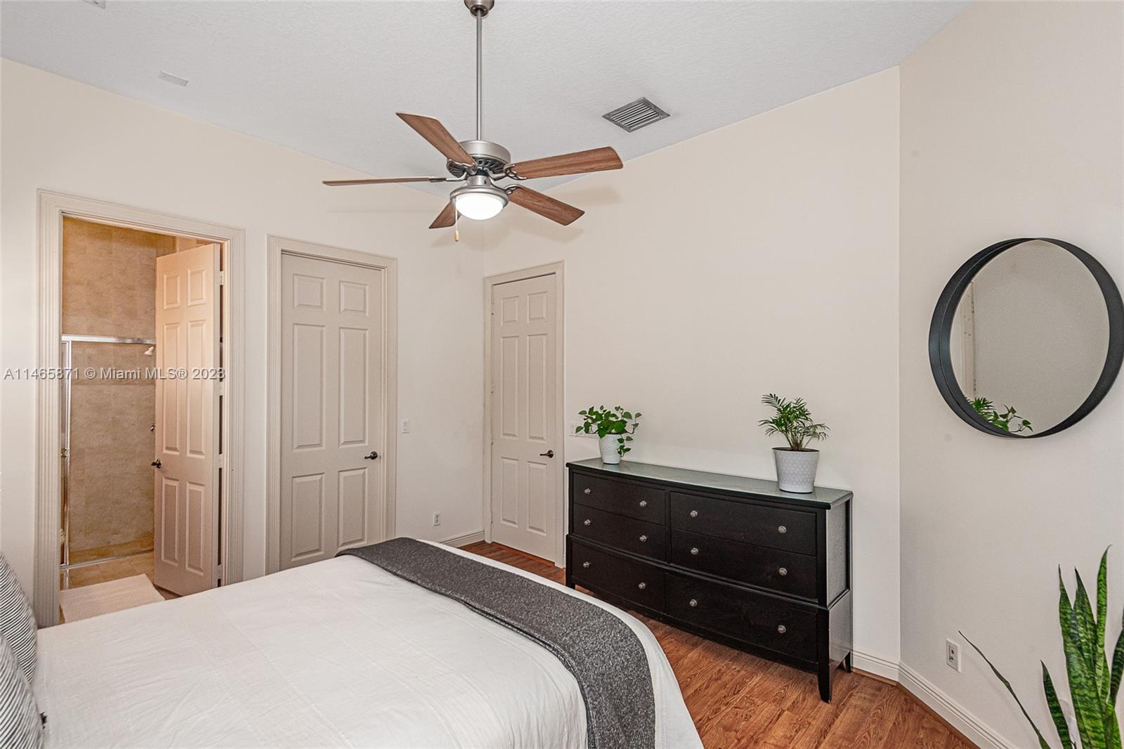 Listing Photo 52