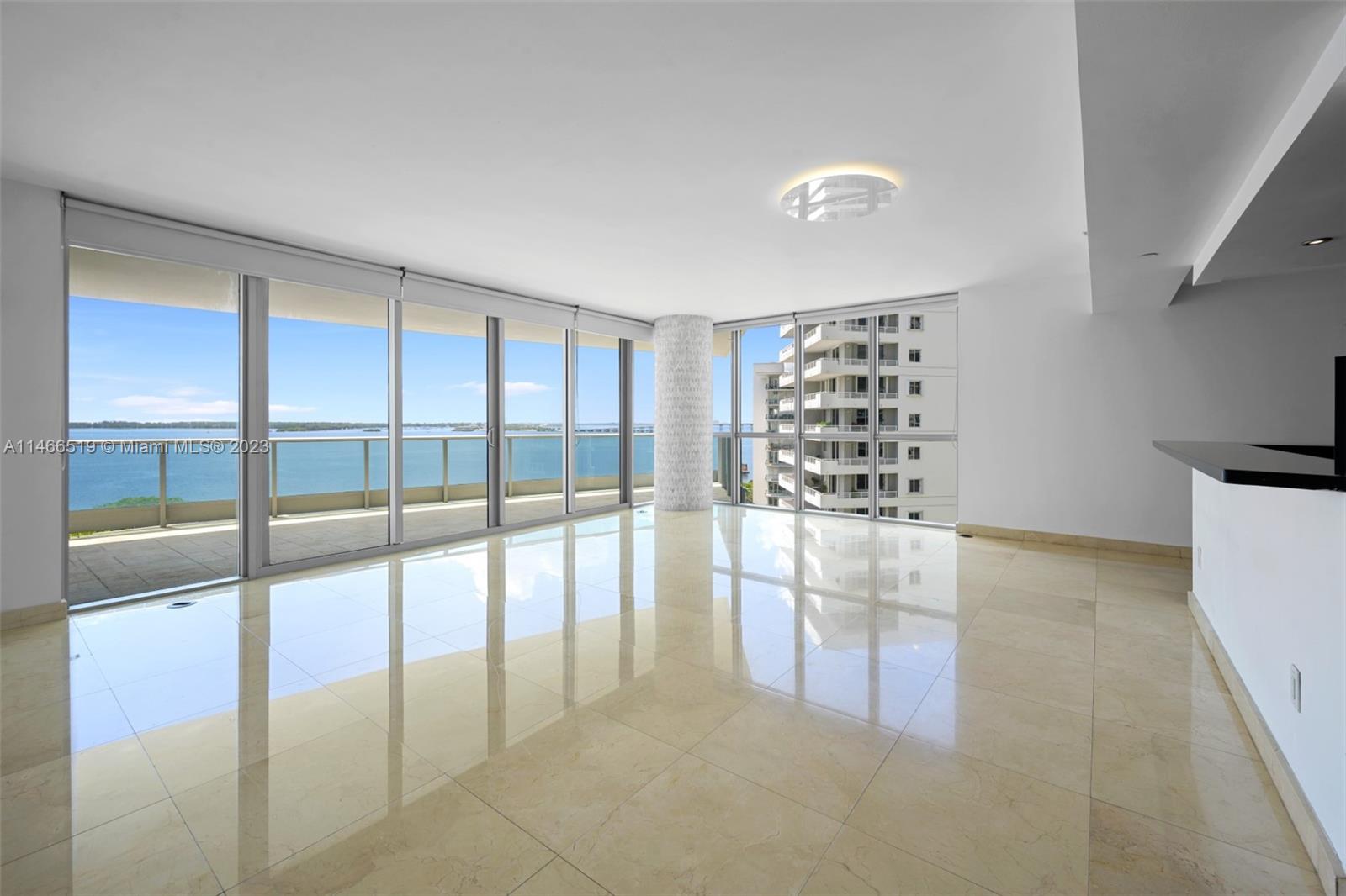 Breathtaking bay views in this spacious 2 bed/2 and half bath. Marble floors all through-out, One of the best lines in the building.