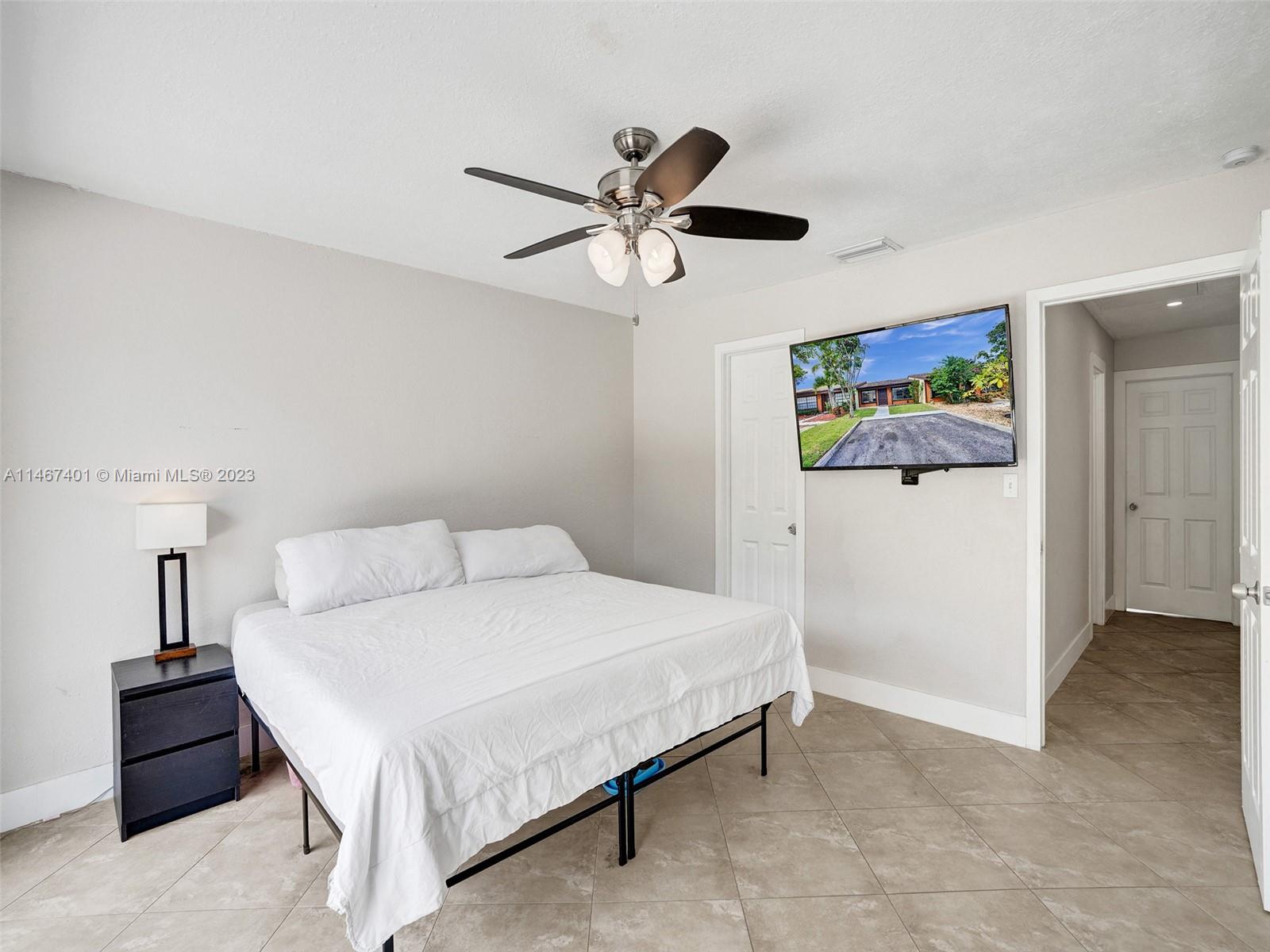 Listing Photo 22