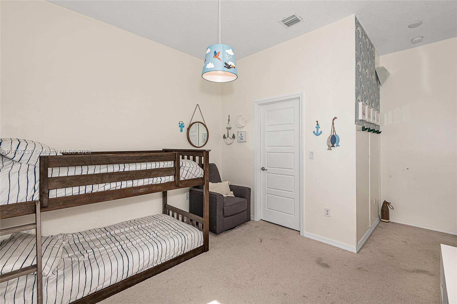 Listing Photo 22