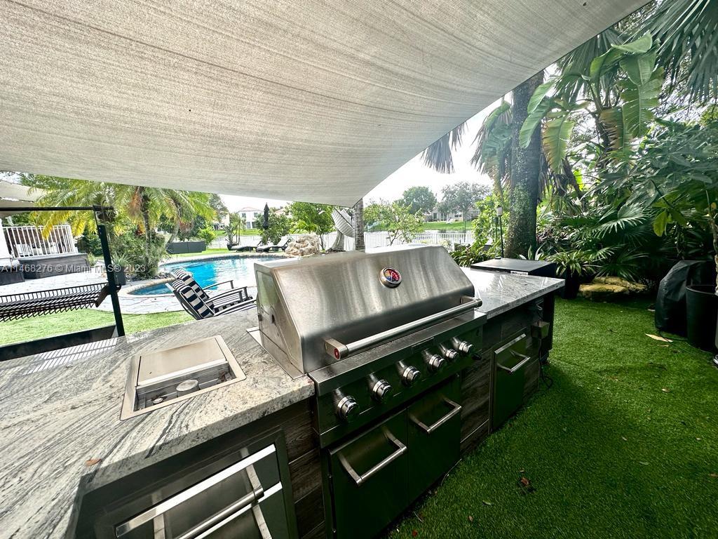 Listing Photo 21