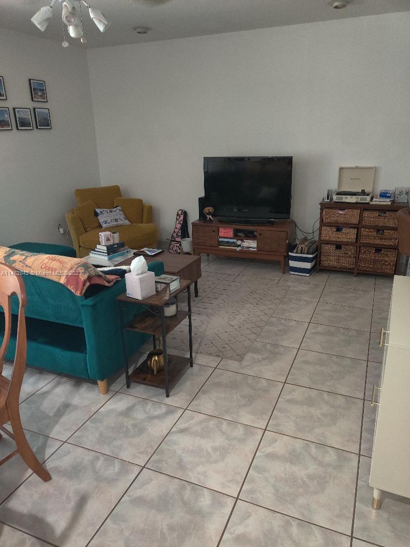 Apts a la Venta en Kendall. En Venta, Comunidad, Vecindario