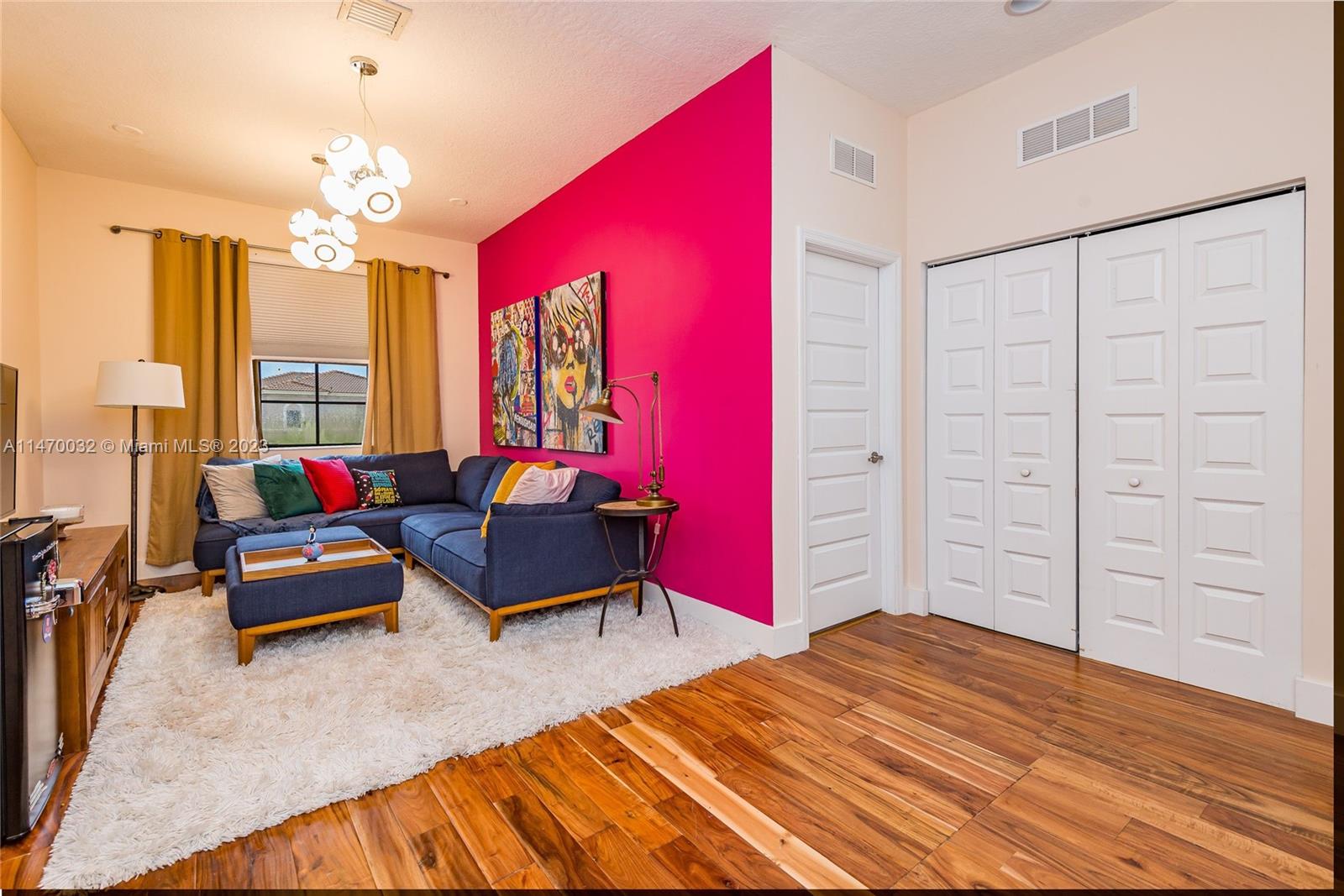 Listing Photo 22