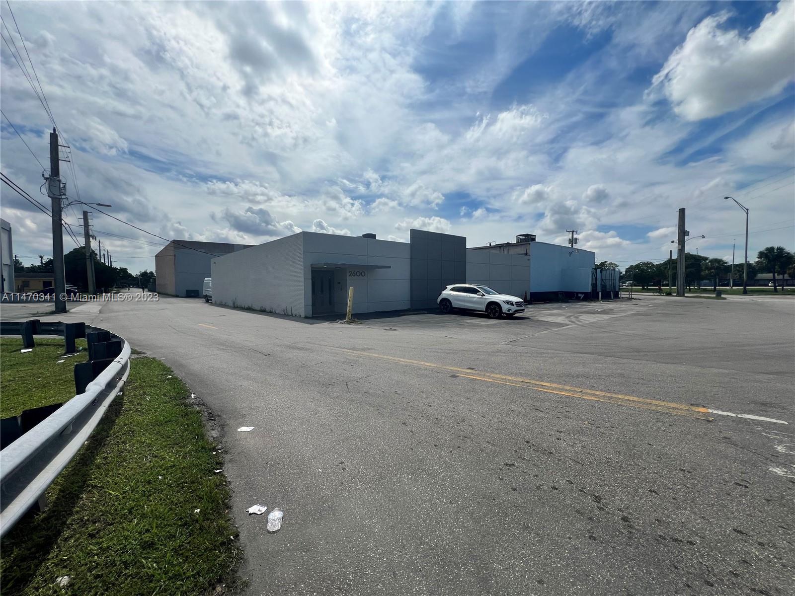 14001 NW 27th Ave