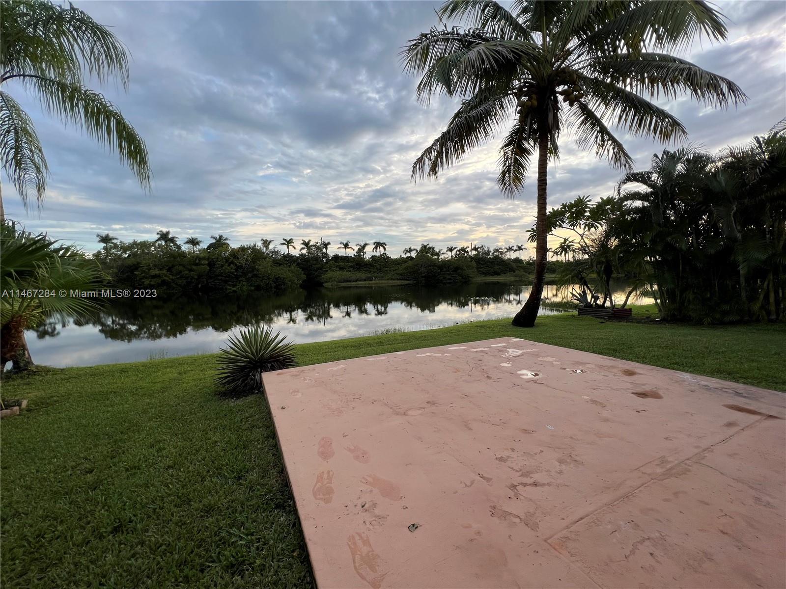 Listing Photo 18