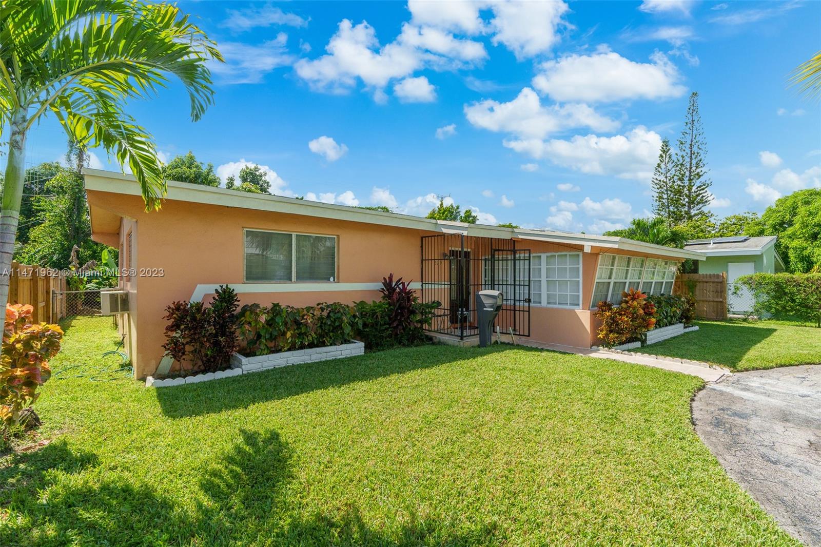 570 NE 177th St  For Sale A11471962, FL