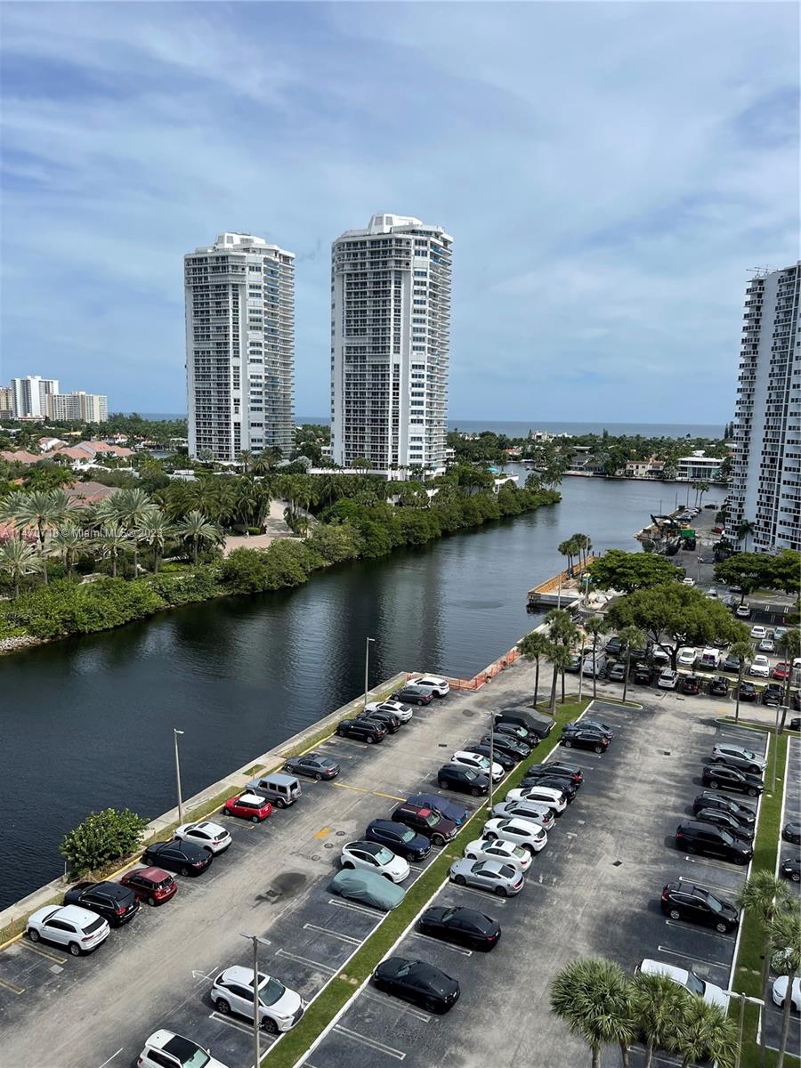 Photo 2 of Flamenco Condo Tower I Apt 1102 in Aventura - MLS A11470718