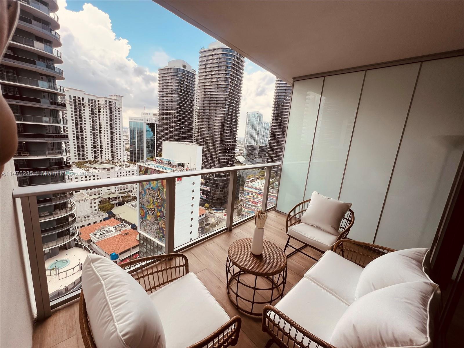Amazing FURNISHED studio, LIFE STYLE, great floor plan. This building is one of the most complete in terms of amenities: soccer, game room with golf simulator, children's playground, gym, spa, roof top pool, rooftop BBQ area, running track. Located in the heart of Brickell in a booming city environment with restaurants and shops. Only a block from Brickell City Center. Easy access to South Beach, Downtown and the airport.
