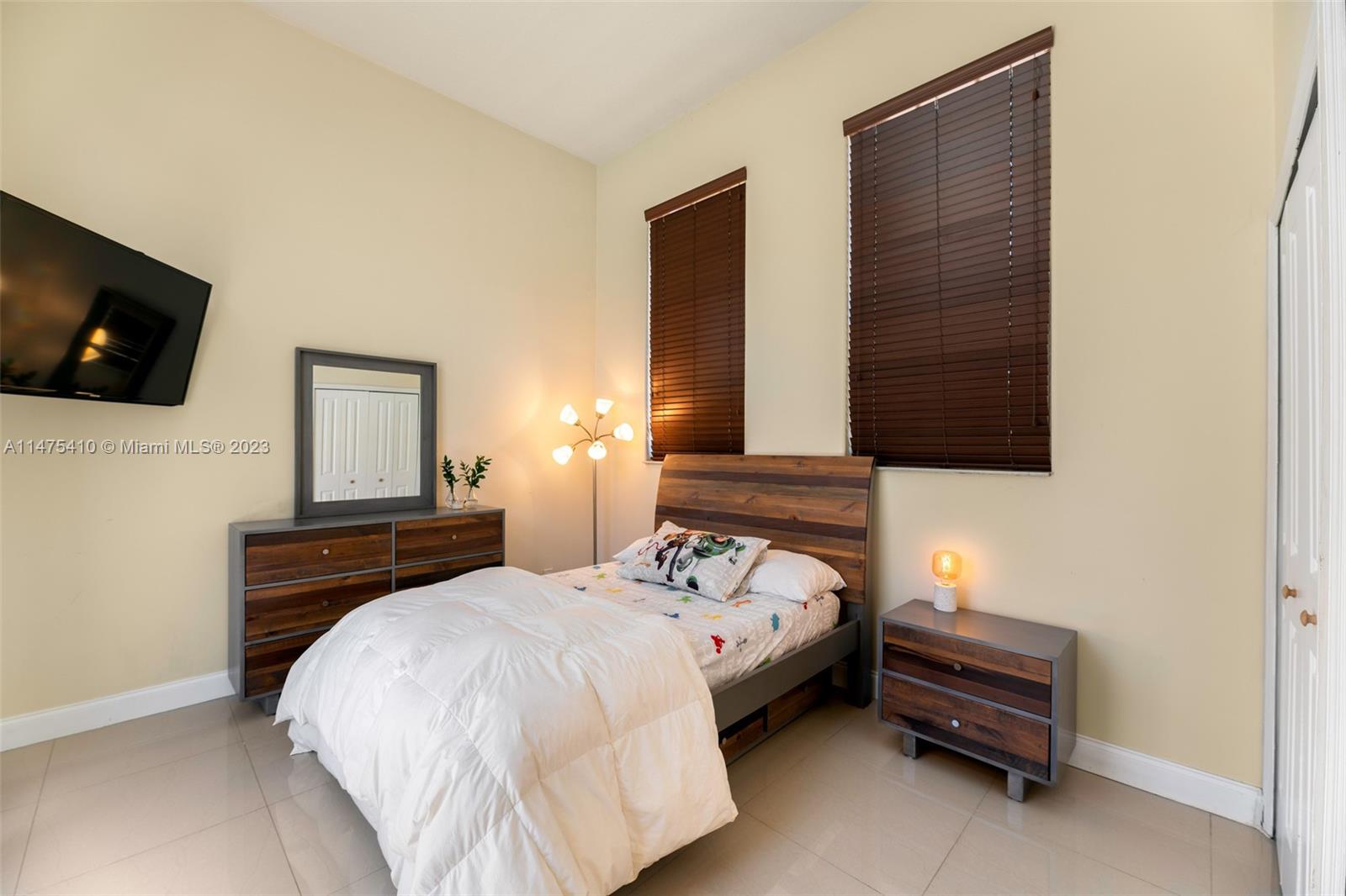 Listing Photo 22