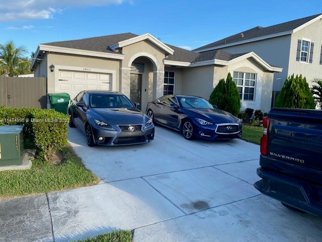 Great opportunity here, this property has 4 bedrooms, 2 bathrooms and is close to the turnpike. A spacious backyard for family gatherings and parties. The association fee is only $35.00 monthly.  The washer and dryer are not included in the sale of the property however, the backyard shed is included with the sale of the property.  Please call the listing agent for showings.