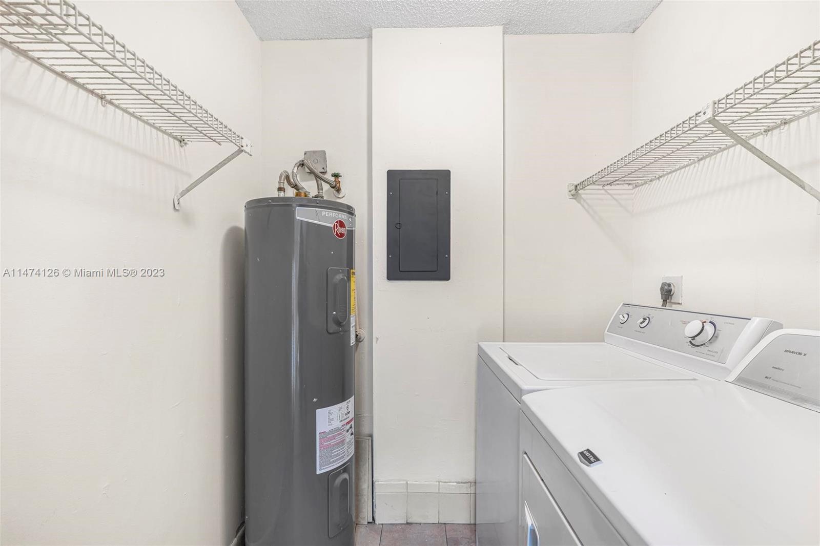 Listing Photo 9