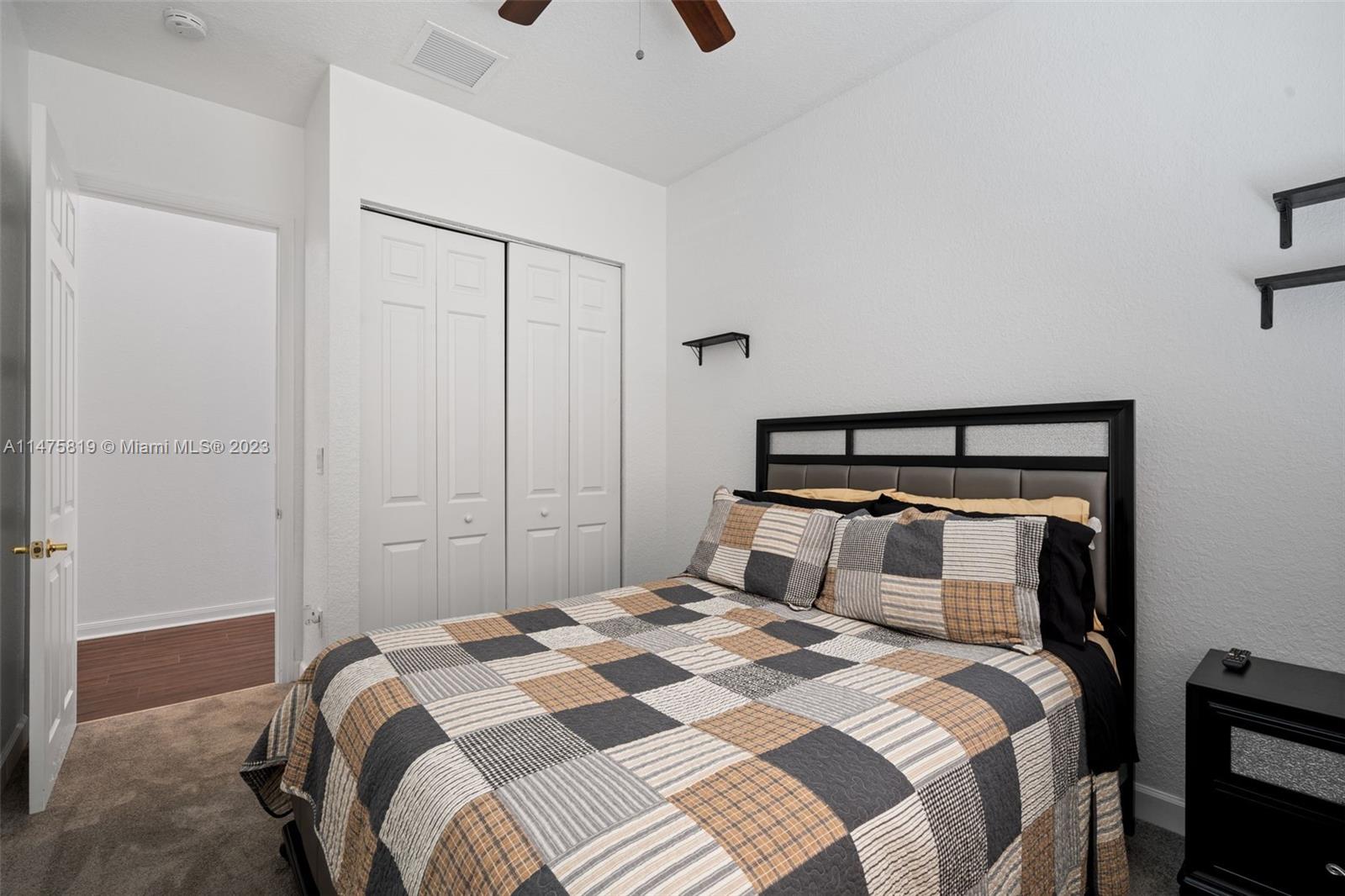 Listing Photo 18