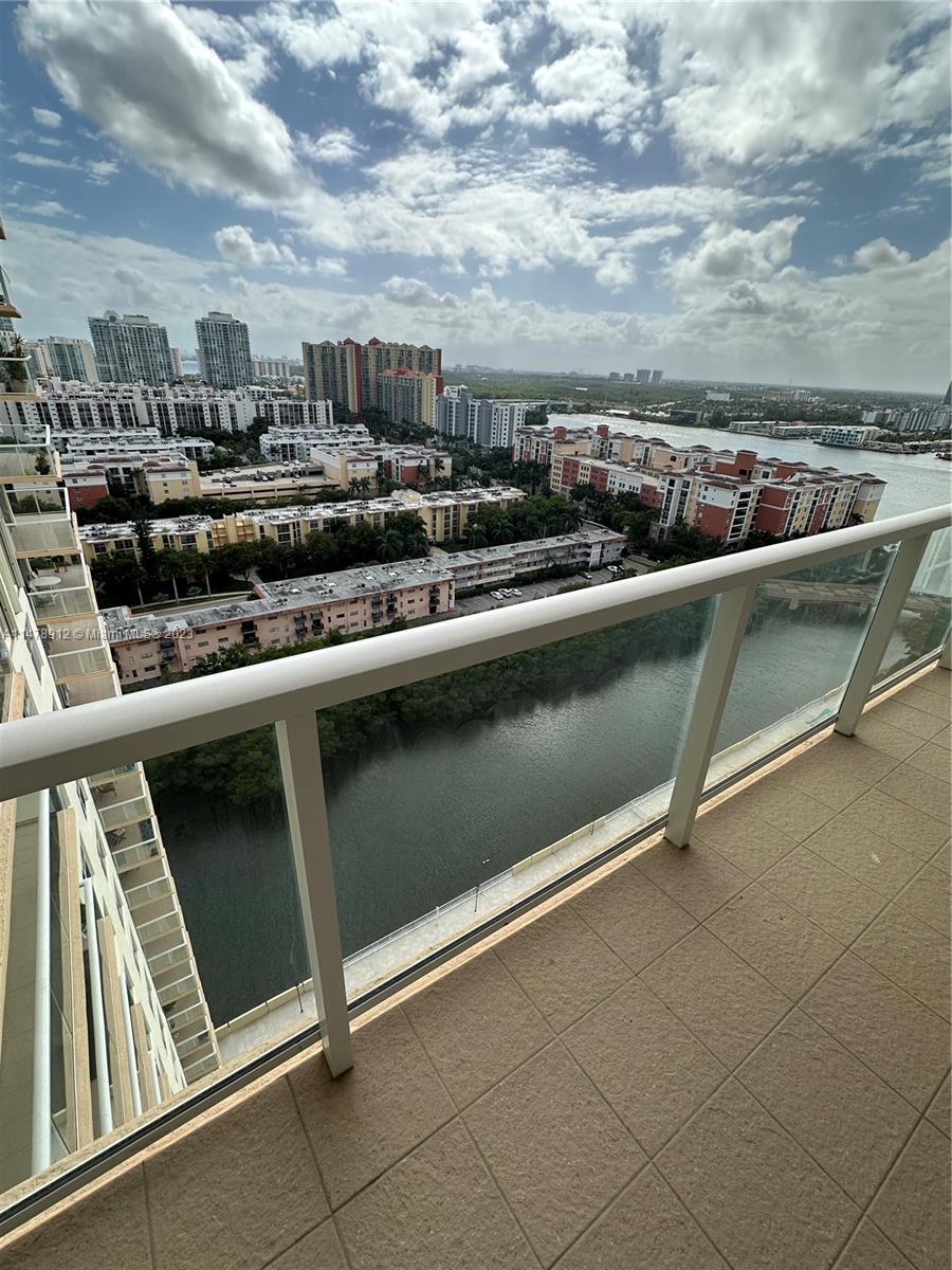 230  174th St #2316 For Sale A11478912, FL