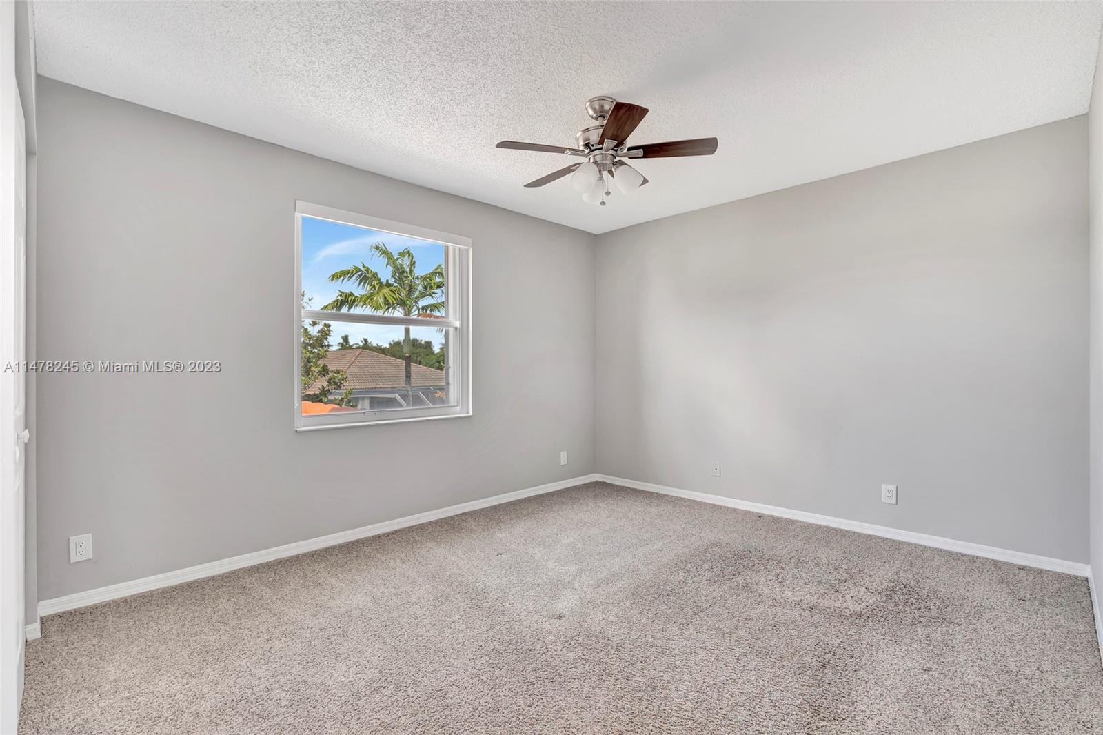 Listing Photo 26