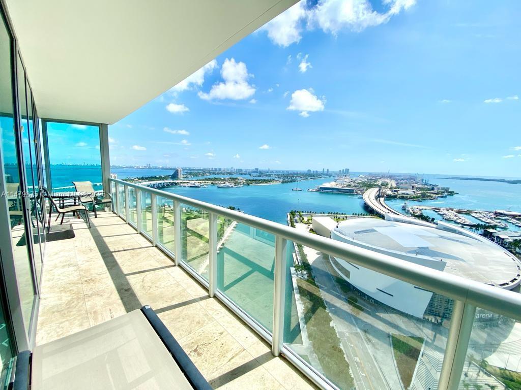 Furnished 2-bed, 2.5-bath unit at Marina Blue offers stunning views of Biscayne Bay, the Atlantic Ocean, and Miami Beach. This fully furnished residence includes custom window treatments, closets, Italian kitchen cabinets, and marble baths. Enjoy the luxury amenities of Marina Blue, featuring two pools, a spa, gym, yoga room, mini golf, and a beach volleyball court. Located just a short distance from Bicentennial Park, Bayfront Park, The PAMM Museum, American Airlines Arena, and more!